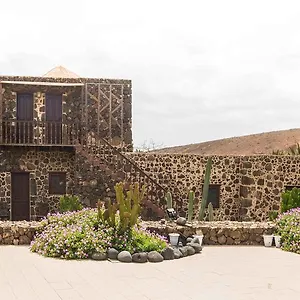 Pensión Rural Restaurante Mahoh